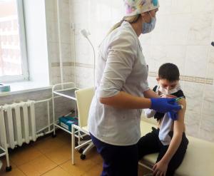 В детских поликлиниках городской сети стартовал очередной этап вакцинации против COVID-19
